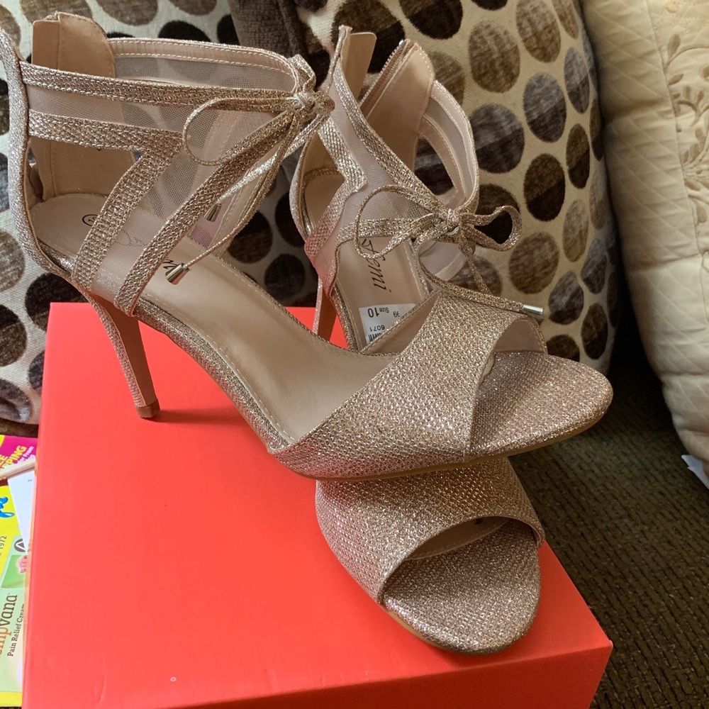 Size 10 rose gold 3inch heels